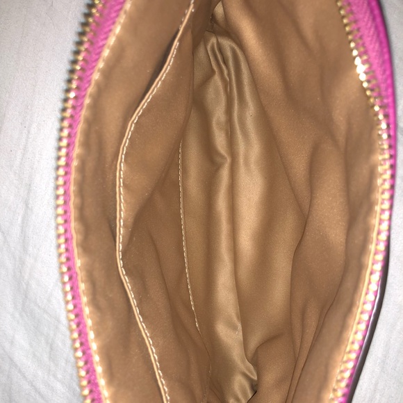 Coach Crossbody - Picture 4 of 4